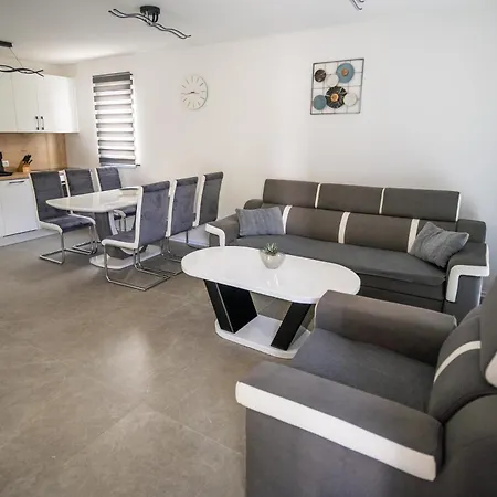 Apartma Tim Terme Catez Catez ob Savi